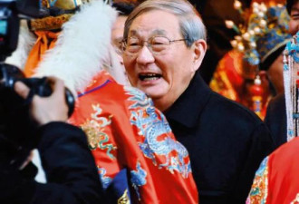 90岁朱镕基刷屏 敏感时刻再次引发轰动