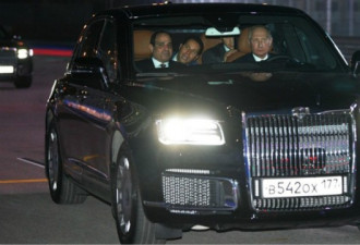 真拉风！“老司机”普京开新车带埃及总统兜风