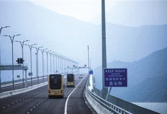 港珠澳大桥24日正式通车 香港到珠海仅30分钟