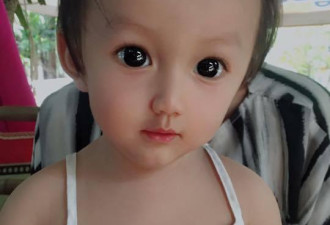 堪称东方芭比 泰国1岁女娃萌脸成小网红