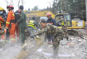 温州民房倒塌现场:整幢楼突然摇晃 没人跑出来