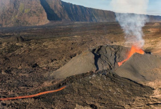 人间炼狱绝美火山喷发长曝光 景象震撼