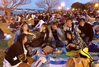 日本人都震惊了！江之岛花火大会后遍地是垃圾