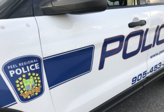 宾顿车祸肇事男子向警方自首