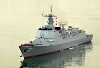 台媒：解放军三主力舰赴南海进行防空反恐训练