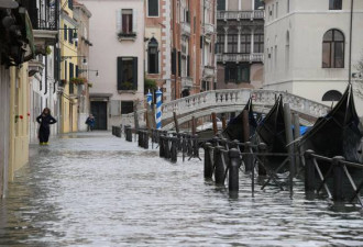 威尼斯77%被淹 水利工程 30年未完工