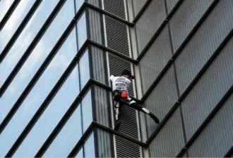 56岁法国蜘蛛侠徒手爬上伦敦最高楼