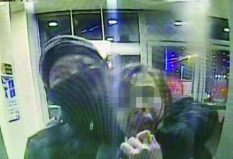 女子取钱遭抢劫 ATM机突然喊话：我们已报警