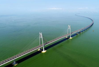 港珠澳大桥通车，台网友呼唤：把桥连到台湾