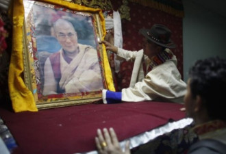 中国尼泊尔讨论引渡条约 逃亡藏民之灾
