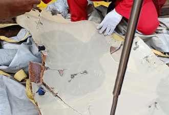 印尼客机坠毁已发现残骸 系波音新机型首次空难