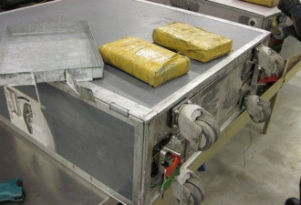 加拿大边境局在客机餐车下面查获7公斤可卡因