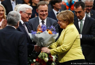 社民党人当选总统 默克尔受挑战 在德国咋入党