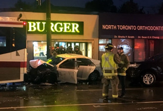 多伦多中城区车祸：汽车失控连撞多车 一女死亡