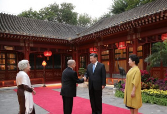 从中国官媒的报道 看第一夫人彭丽媛的地位提升