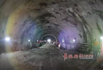 青岛传捷讯：中国首条地铁海底隧道贯通