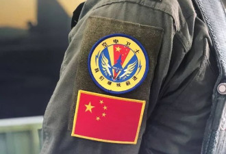 30岁牺牲的中国首位歼10女飞行员 被特殊纪念