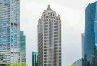 陆家嘴头号未解之谜：70亿不卖、内部如鬼屋...