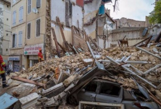 马赛两建筑坍塌 至少一死五失踪