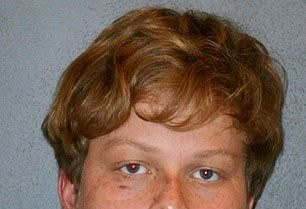 15岁少年考砸被骂竟勒死母亲 炫耀如何藏尸