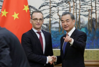 中国外长呼吁国际社会不要理会有关新疆的流言