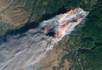 美国加州2场山火烧得相当惨!一夕暴增至25死