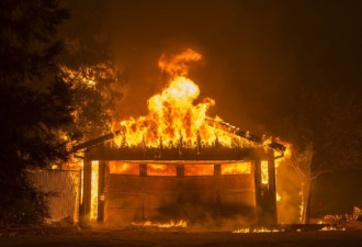 美国加州野火烧尽天堂，镇上90％的房屋消失