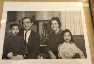 50年前嫁给华人，一位冲破传统的白人奇女子