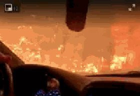 加州山火九人遇难，一家人穿越火海现场曝光