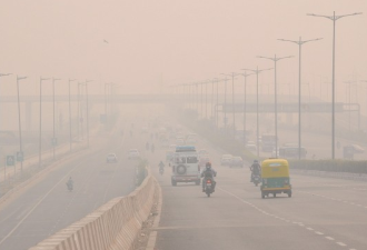 印度排灯节狂放鞭炮 PM2.5指数飙至999
