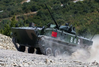 疑似中国新一代步兵战车曝光 或配自动控制炮塔