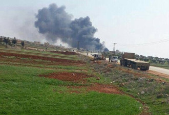 叙利亚政府一军机在土叙边境坠毁 飞行员跳伞