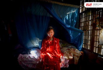少女妈妈之痛:自己都养不活 怎么养活孩子？