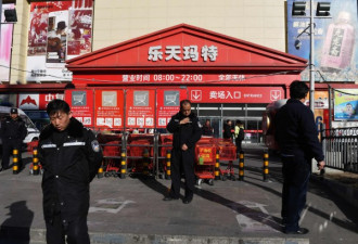 央视前主持人谈萨德反韩潮 要先抵制“蠢货”