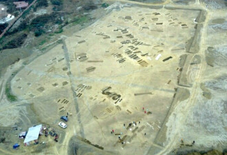 成都发掘出200座春秋战国时期大型船棺墓