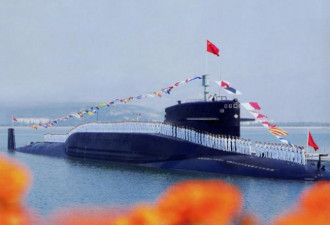 热帖：惨不忍睹 解放军092核潜艇严重老化