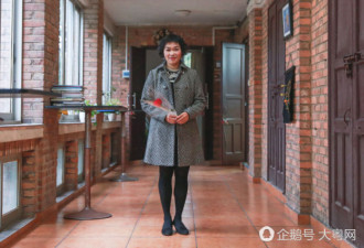 为保护阴影里的女孩 女博士深入红灯区调研