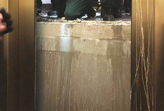 美国芝加哥恐怖惊魂：电梯从95层坠至11层