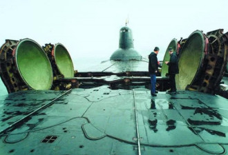 4.6万吨级钢铁巨鲸！看世界最大战略核潜艇出海