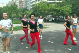 从女生到妇女：中年女人的脸皮进化论