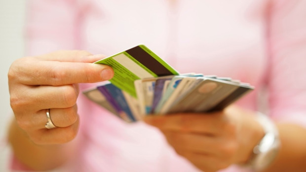 TransUnion says the average card balance per Canadian user has crept higher, rising 2.3 per cent to $4,094 in the last three months of 2016 from a year earlier.