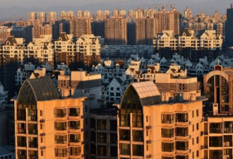 人大报告:中国居民财富基本被房地产掏空