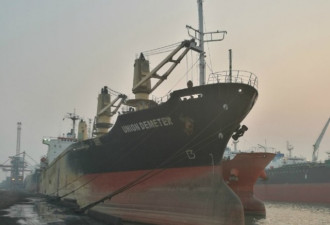 江苏货轮被扣印度港口23名中国船员已回到国内