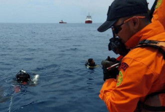 印尼狮航机长与死神搏斗11分钟 189人全数遇难