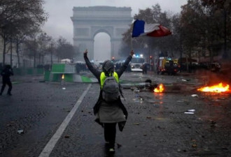 法国，乱套了…一场五毛钱引发的暴乱