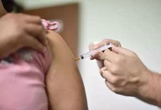 中国旅客专程赴澳接种疫苗！医生只说了一句话