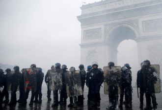 法总统府忧周六巨大暴力冲击巴黎 提防打砸杀人