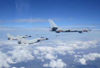 中国歼20空中加油画面曝光了，有利威慑南海