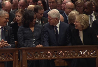 特朗普出席老布什葬礼：前任们脸色突变