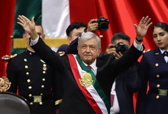 墨西哥新总统上任 签四国协议阻非法移民